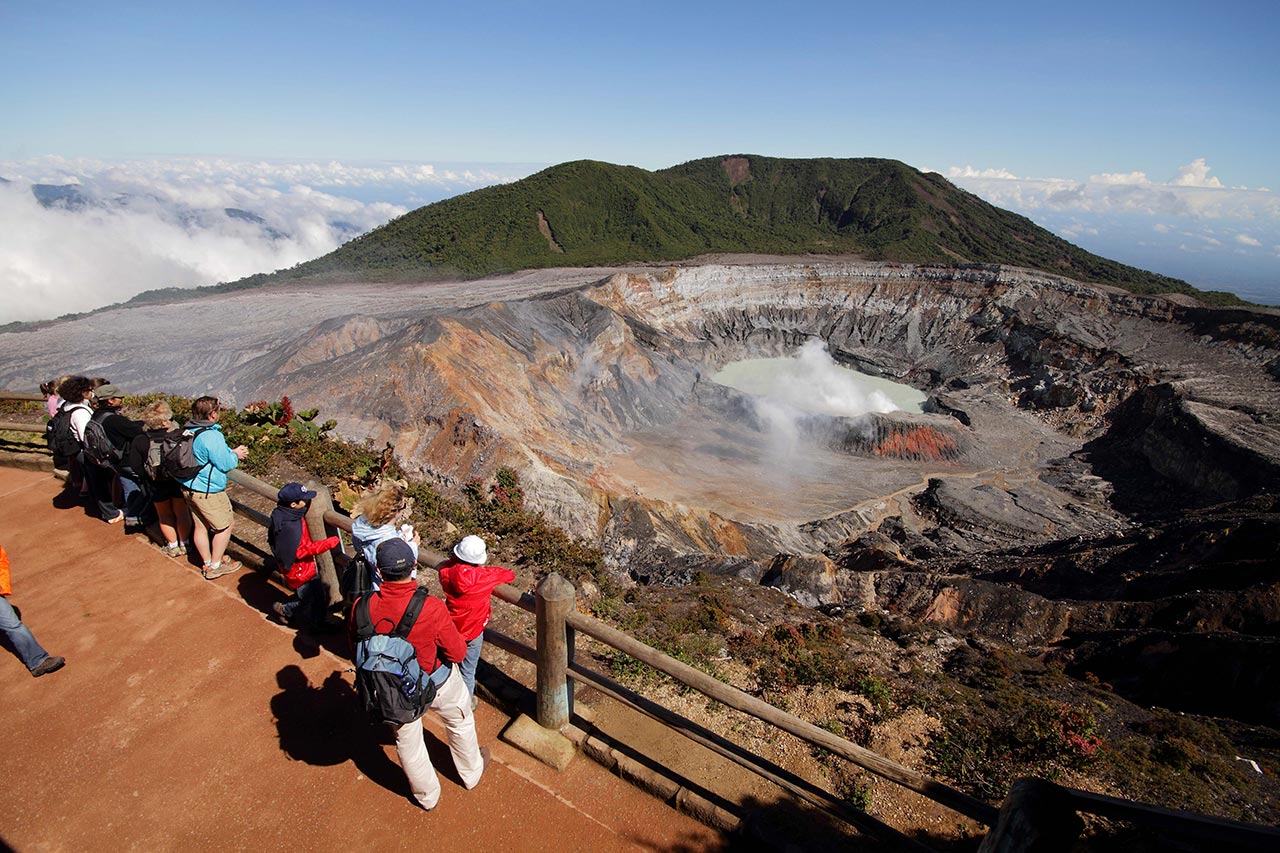 poas volcano and coffee tour