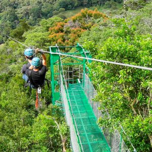Extremo Canopy Tour in Monteverde
