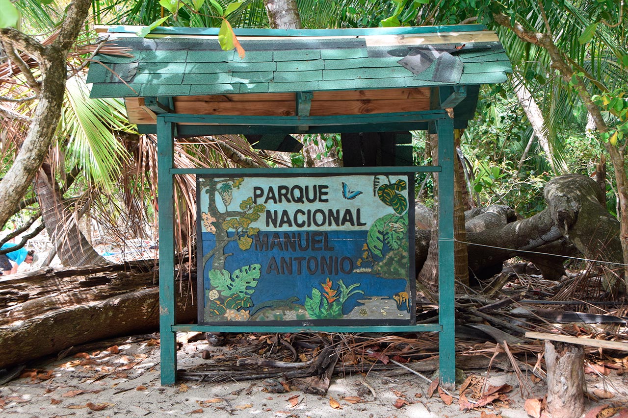 Manuel-Antonio-Park-Tour-05 rafting-costa-rica
