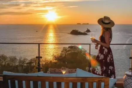 Sunset Picnic & Relaxation | Romance on the Coast of Costa Rica