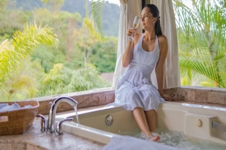 Transfer to Arenal Volcano Costa Rica – Stay at Lomas del Volcán