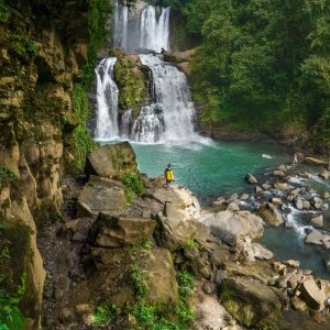 Nauyaca Waterfall Guided Tour from Manuel Antonio