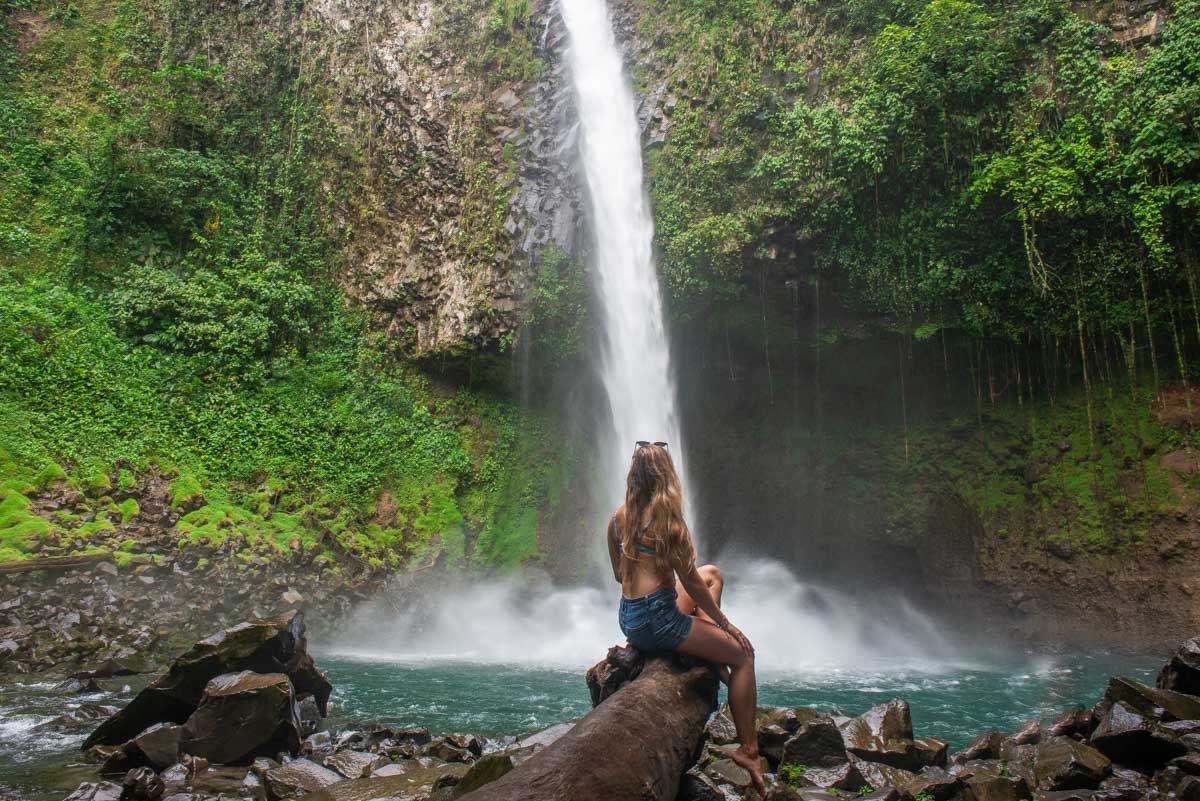 Ensure an unforgettable vacation by exploring the marvels of La Fortuna Waterfall and Arenal Volcano.