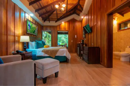 Arrival to La Fortuna – Stay at Lomas del Volcán