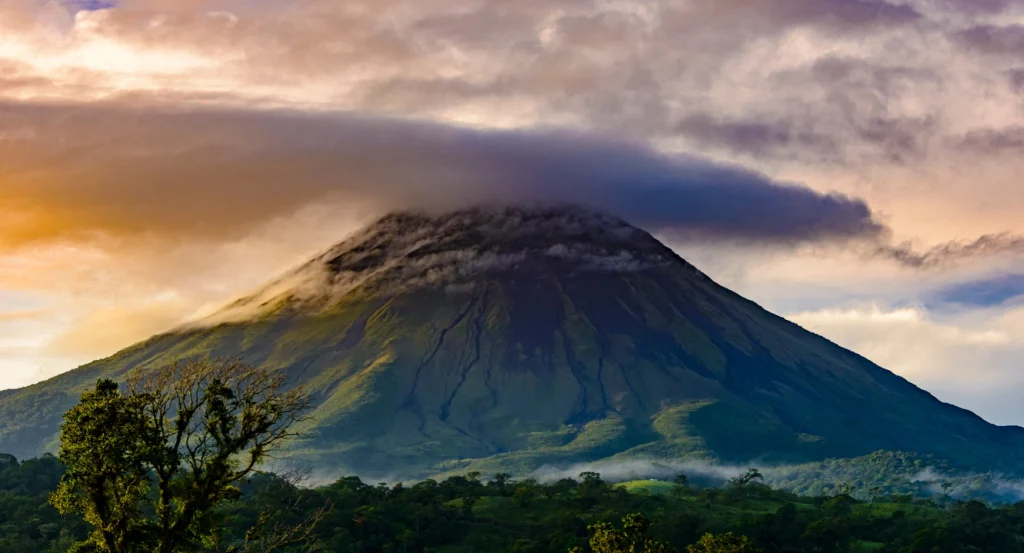 Arrive in San José Costa Rica – Check-In at Arenal Glamping