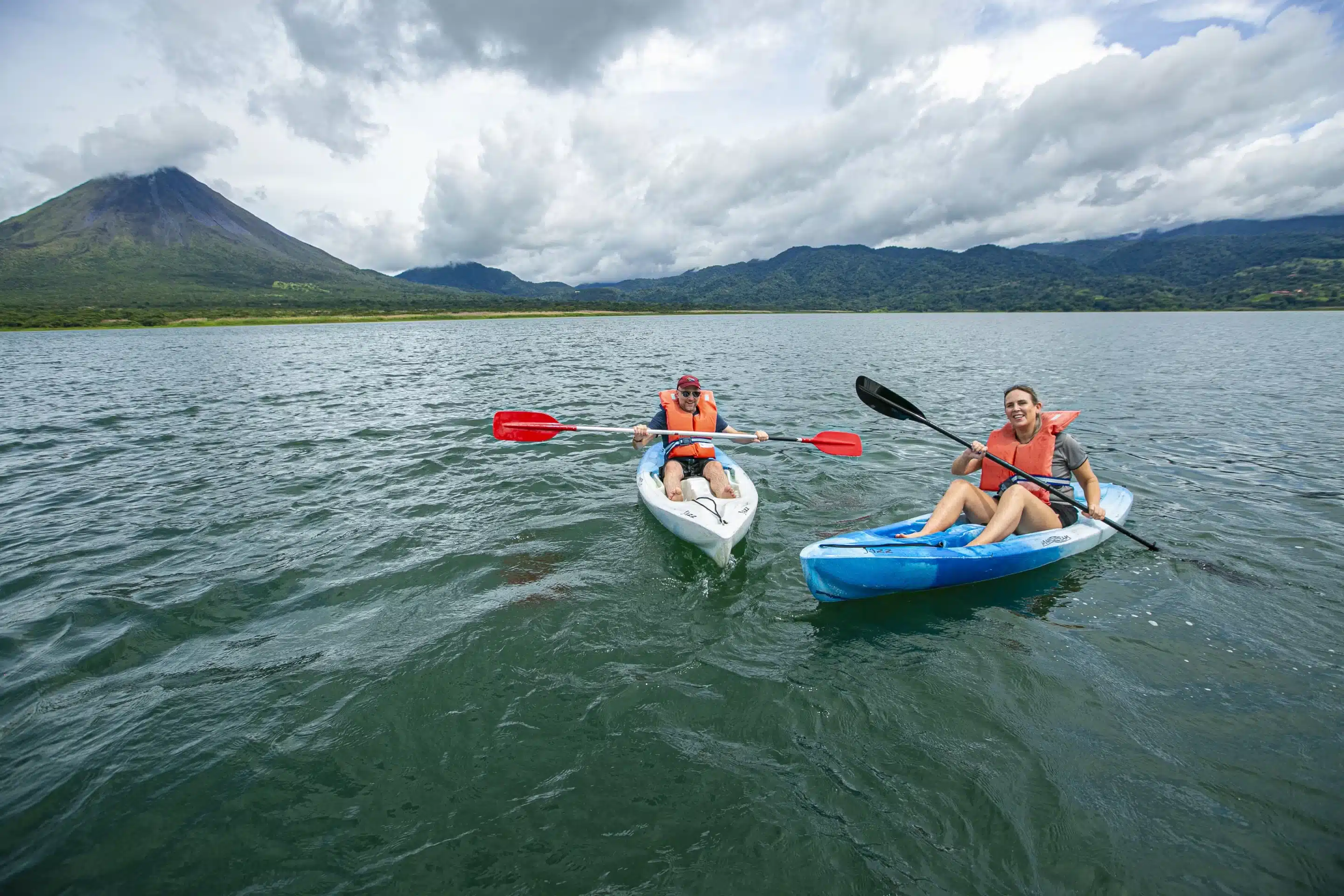 Don't leave Costa Rica without experiencing its beautiful landscapes. Make sure you have all the documents you need for your Costa Rican vacation!