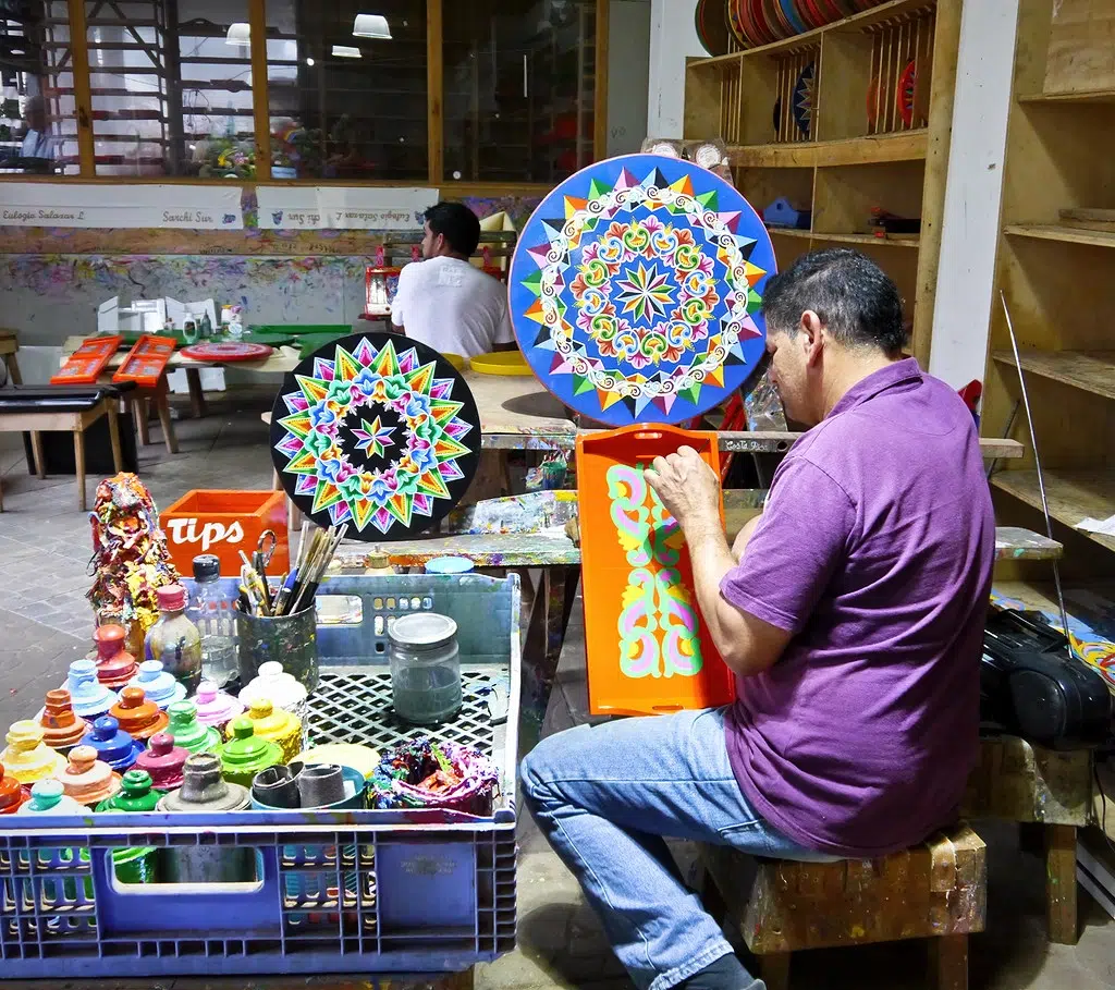 shopping in san jose costa rica Get ready to find the best shopping deal in the National Handicrafts Market.