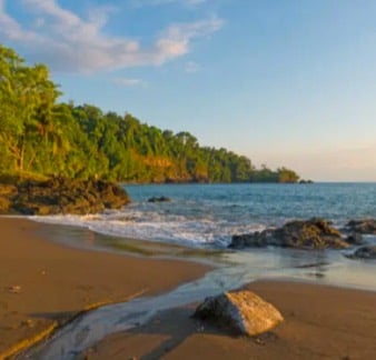 Montezuma Beach in Costa Rica