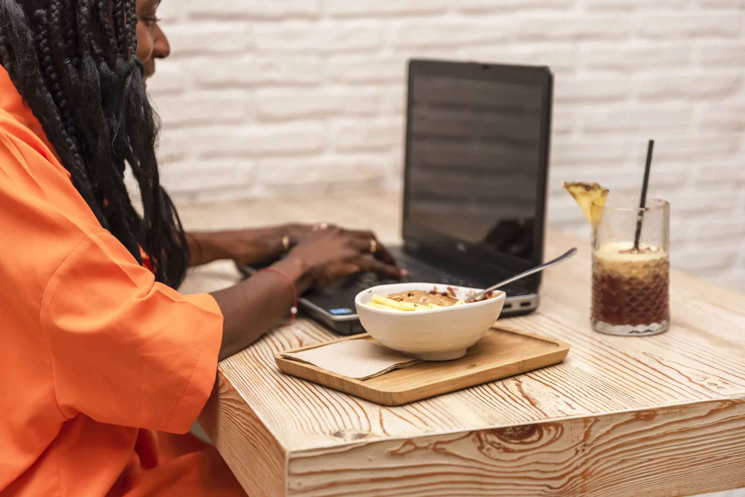 The Perks of Costa Rica’s Time Zone for Digital Nomads