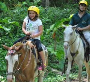 horseback riding costa rica