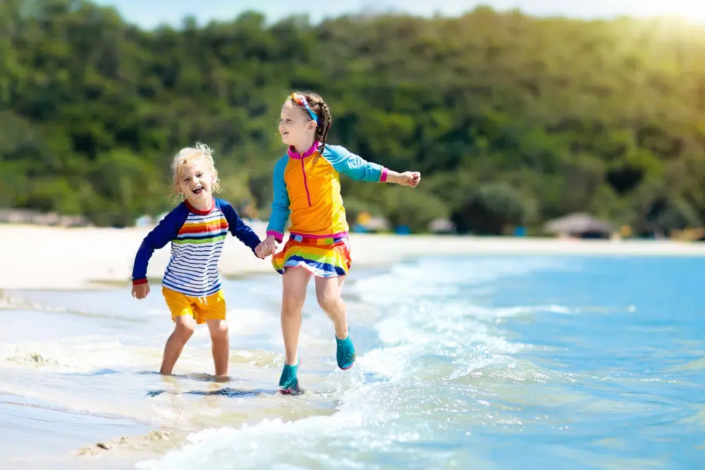 Experience the captivating small tide pools of Playa Negra, Costa Rica!