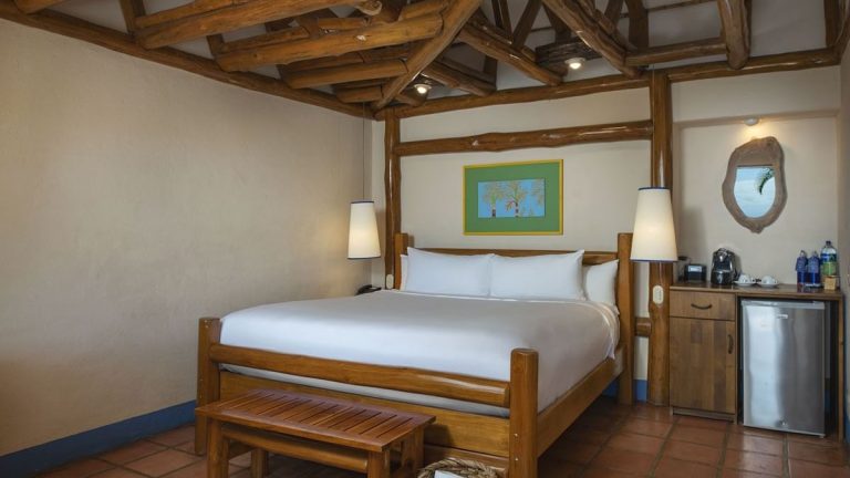 Deluxe Guest Room with Whirpool