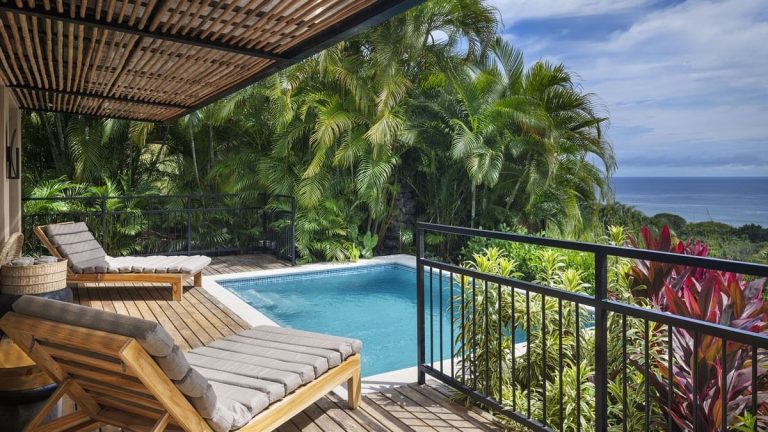 Honeymoon Suite