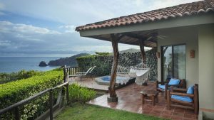 One-Bedroom Junior Suite Outdoor Hot Tub