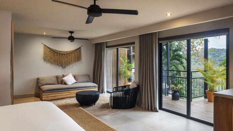 Superior One-Bedroom Suite	