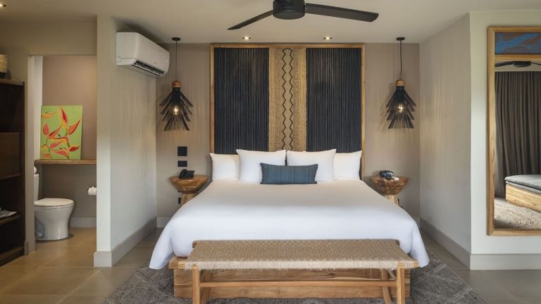 Superior One-Bedroom Suite	