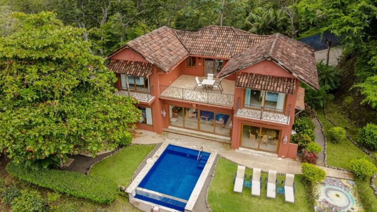 Three-Bedroom Villas